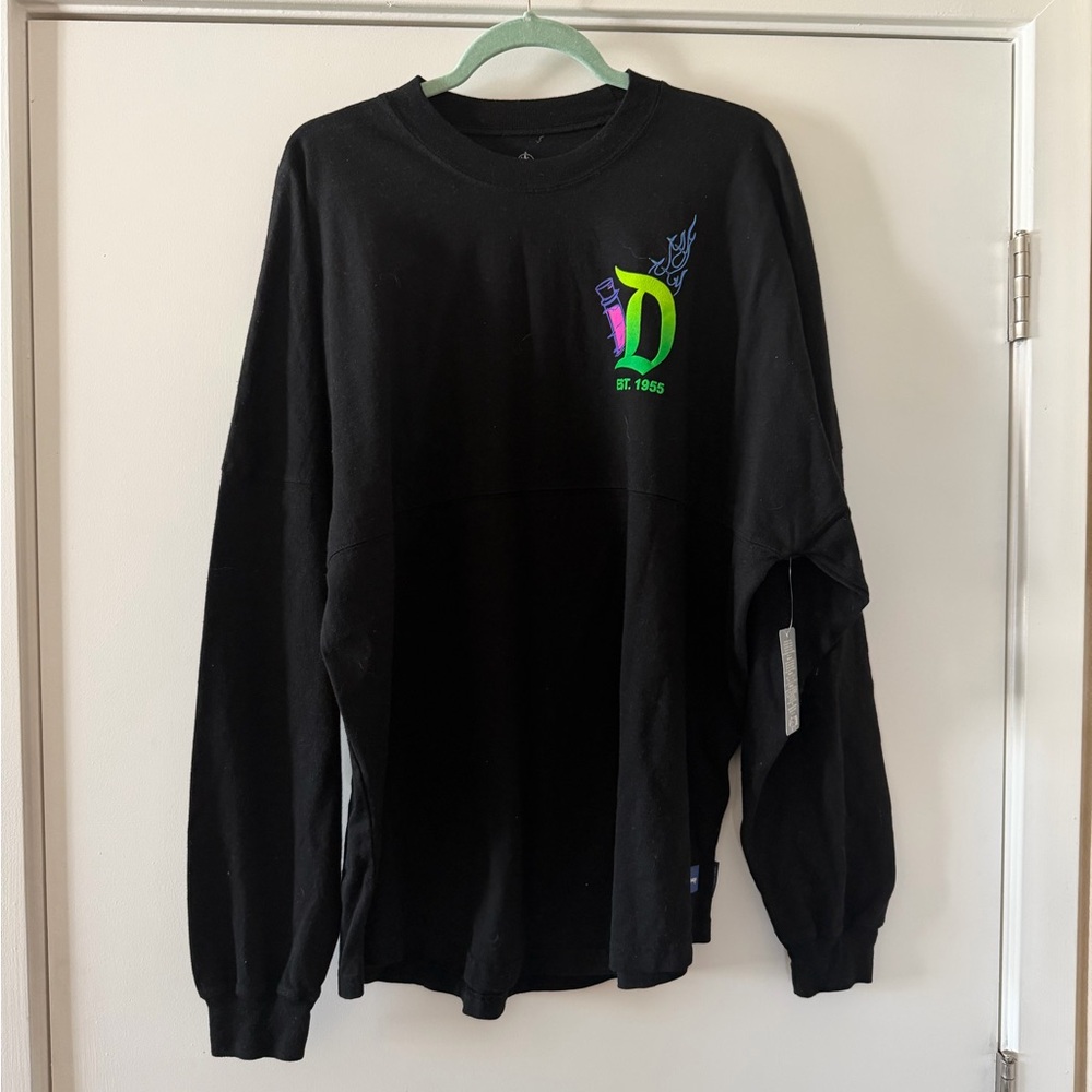 NWT | Disney Black Spirit Jersey with Villains | Sz L